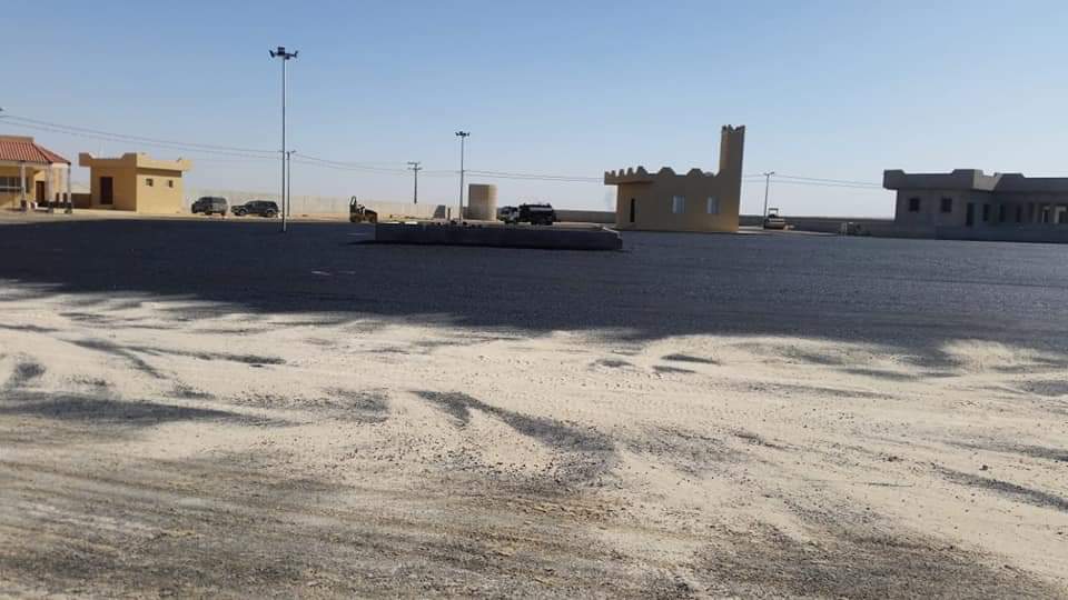 معلم اسفلت جده خبير في اعمال الاسفلت بجدة وصيانة الطرق وسفلتة المداخل وتركيب الحواجز
