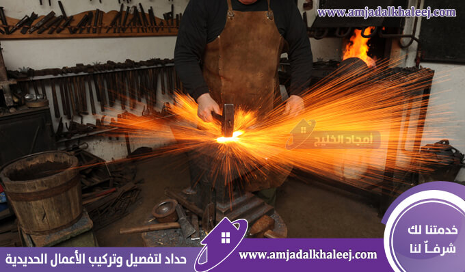 حداد بجدة لتشكيل كافة المصنوعات الحديدية والألمنيوم من أبواب وشبابيك بسعر مغري